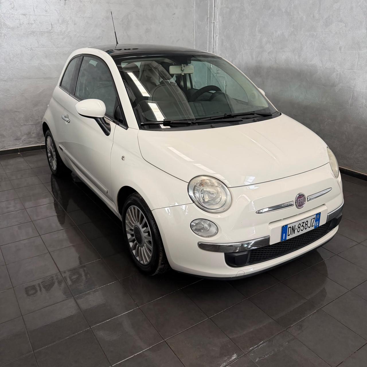 Fiat 500 1.2 BENZINA LOUNGE