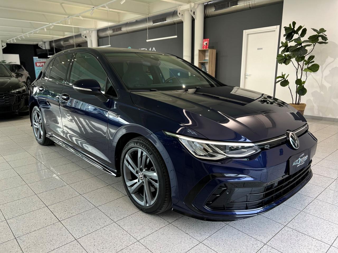 VOLKSWAGEN Golf VIII 2020 1.5 etsi evo R-Line 150cv dsg