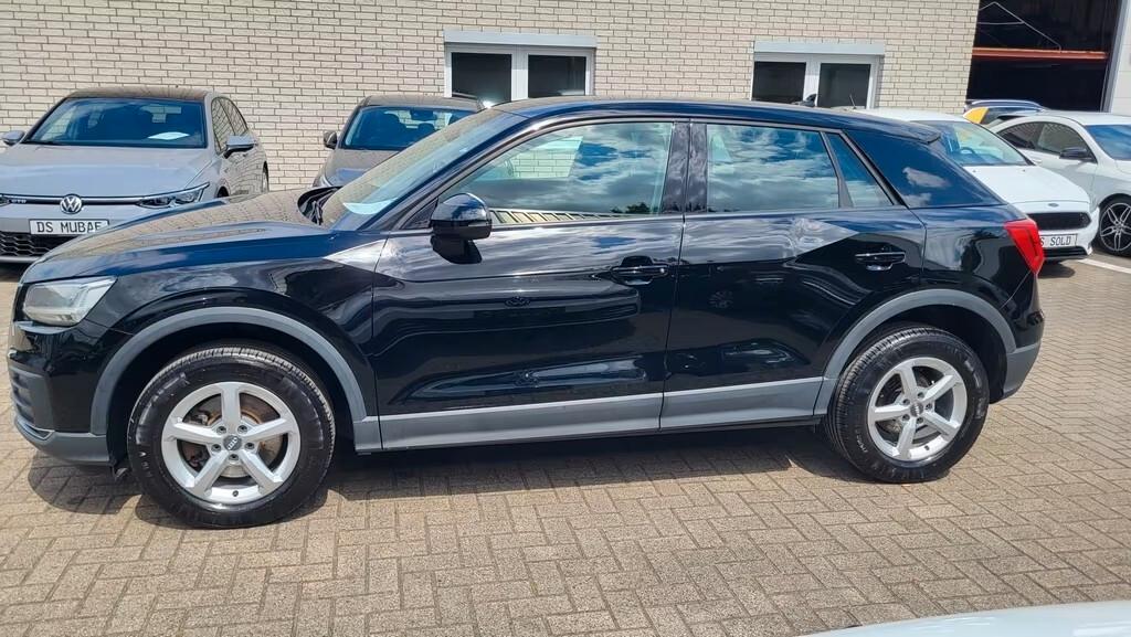 Audi Q2 40 TFSI quattro S tronic Business