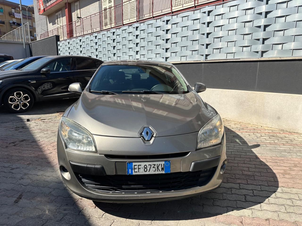 Renault Mégane 1.5 dCi 90CV SporTour 2011