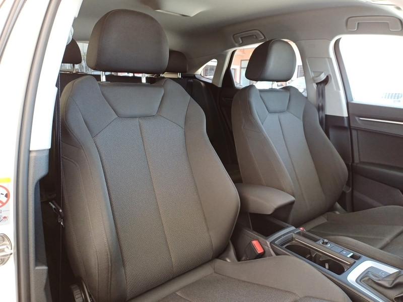 AUDI Q3 SPORTBACK 35 TDI S tronic Business Plus