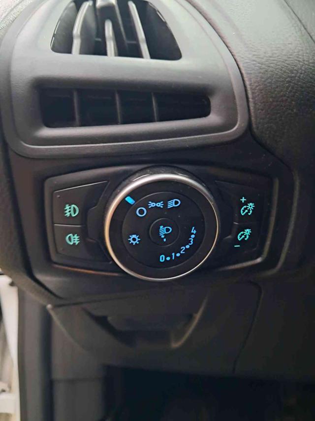 FORD Focus 1.5 TDCi 120 CV SW Titanium NEOPATENTATI