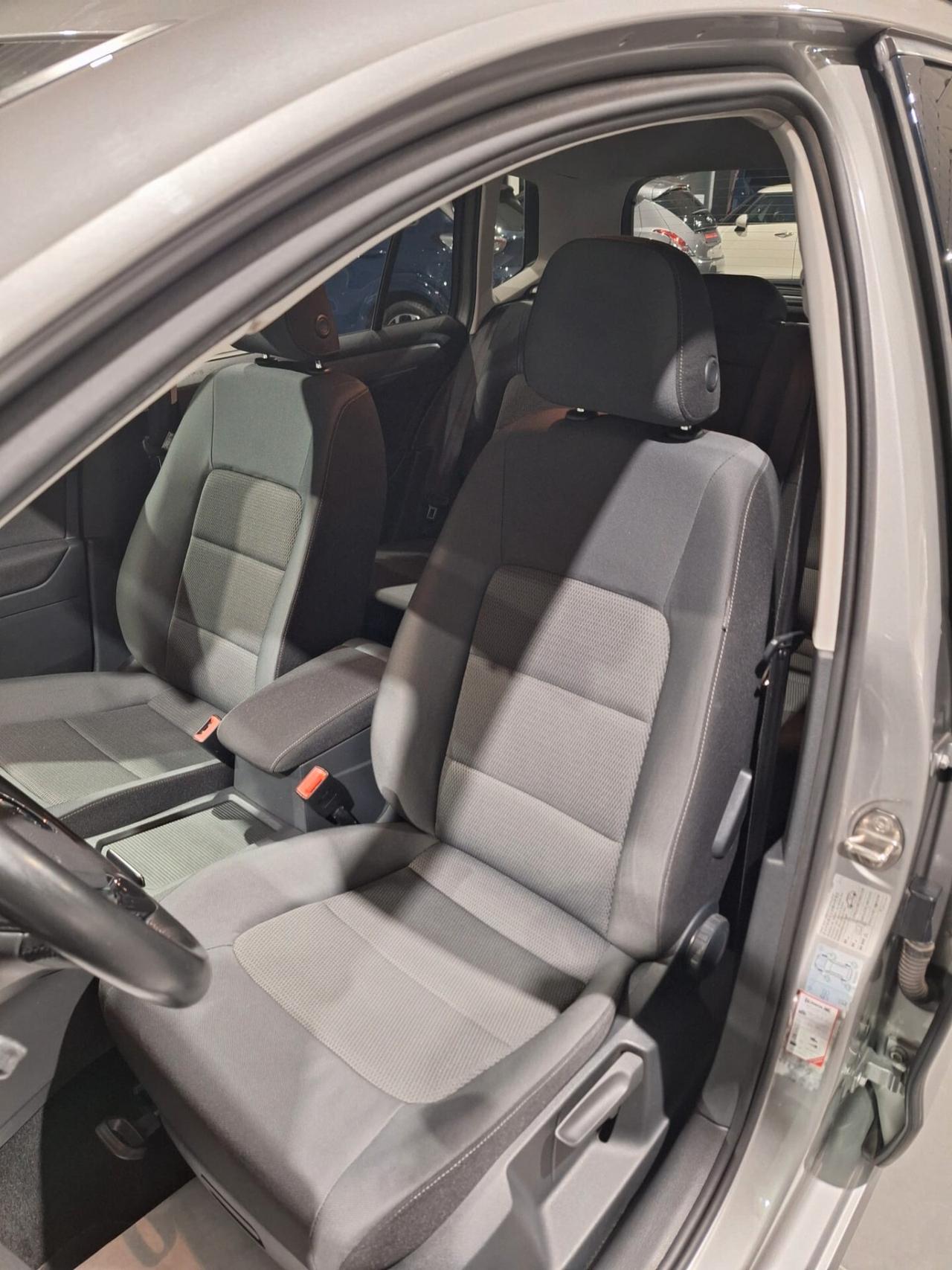 Volkswagen Golf Sportsvan 1.6 TDI 110CV DSG Highline BlueMotion Tech.