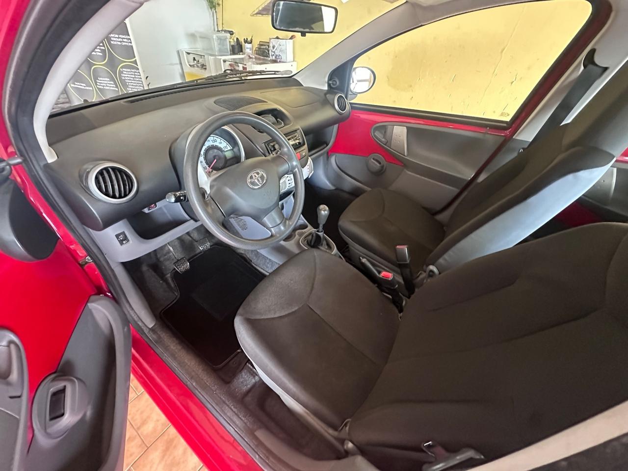 Toyota Aygo 1.0benz. 79.000km