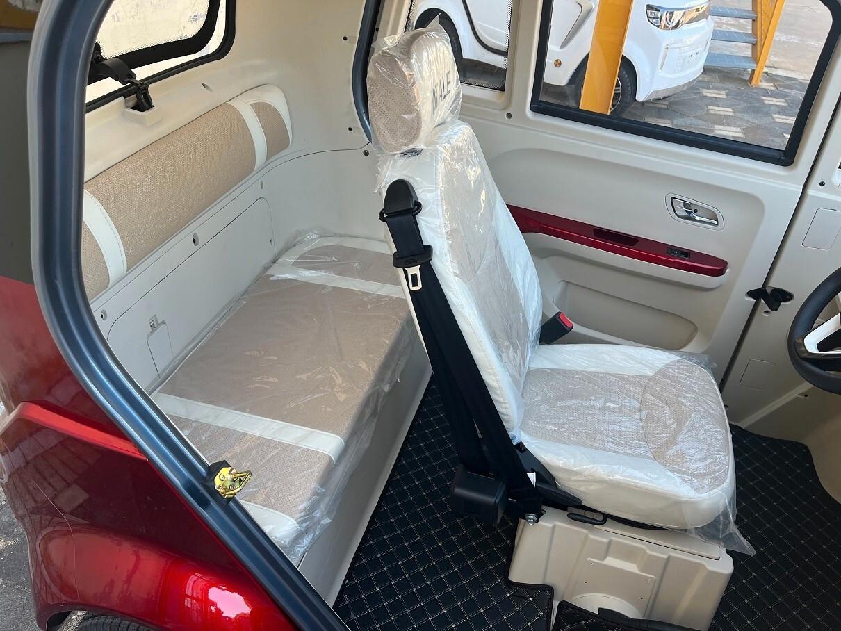 DELTA Plus scooter cabinato anziani/disabili microcar