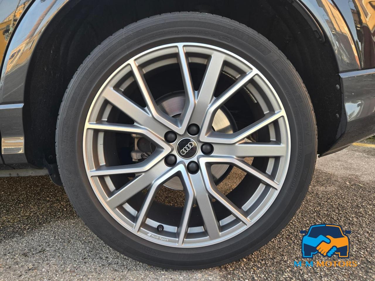 Audi Q3 Sportback 35 2.0 tdi S line edition quattro s-tronic