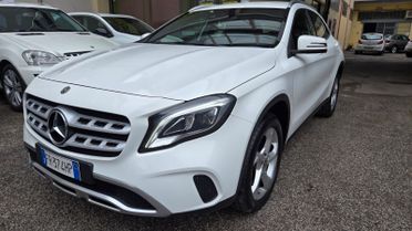 Mercedes-benz CLA 200d Automatic Premium