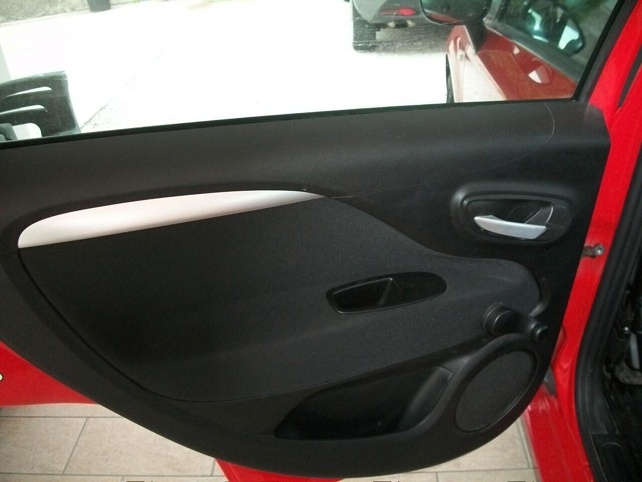 Fiat Punto 0.9 TwinAir Turbo S&S 5 porte TwinAir DEL 2012 SI NEOPATENTATI EURO 5 BENZINA GIA ULTIMO ODELLO