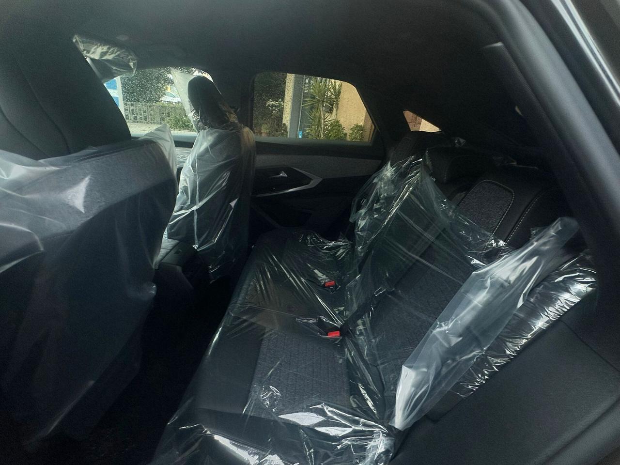 Peugeot 3008 Hybrid 145 e-DCS6 Allure Business