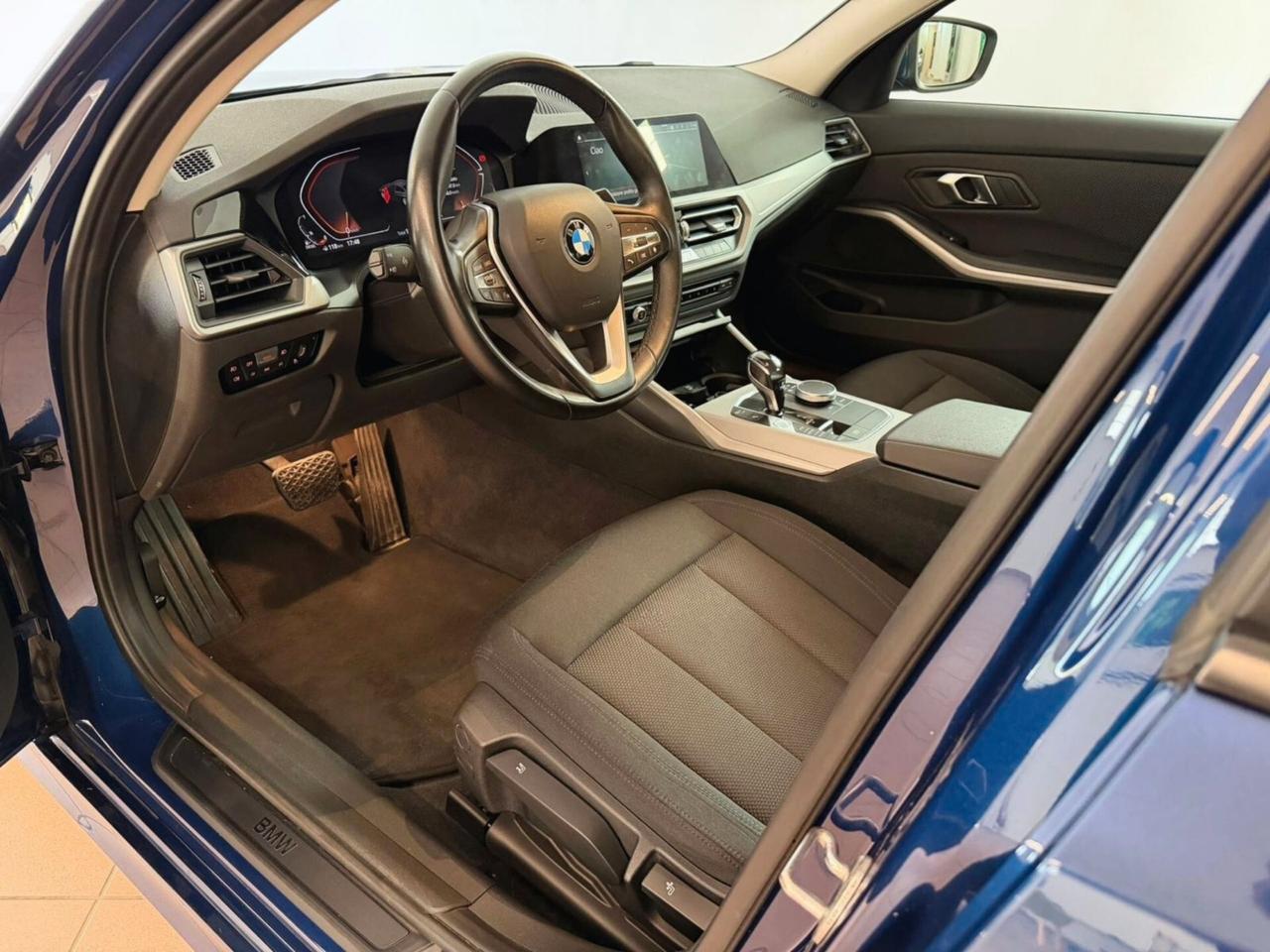 Bmw 318d 48V Business Advantage