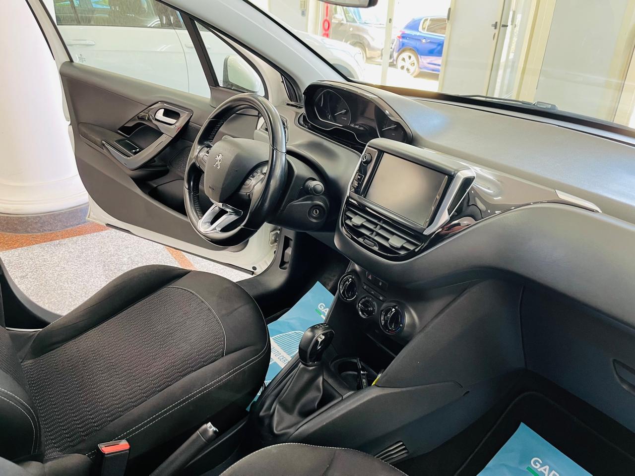 Peugeot 208 BlueHDi 75 5 porte Allure anno 2017