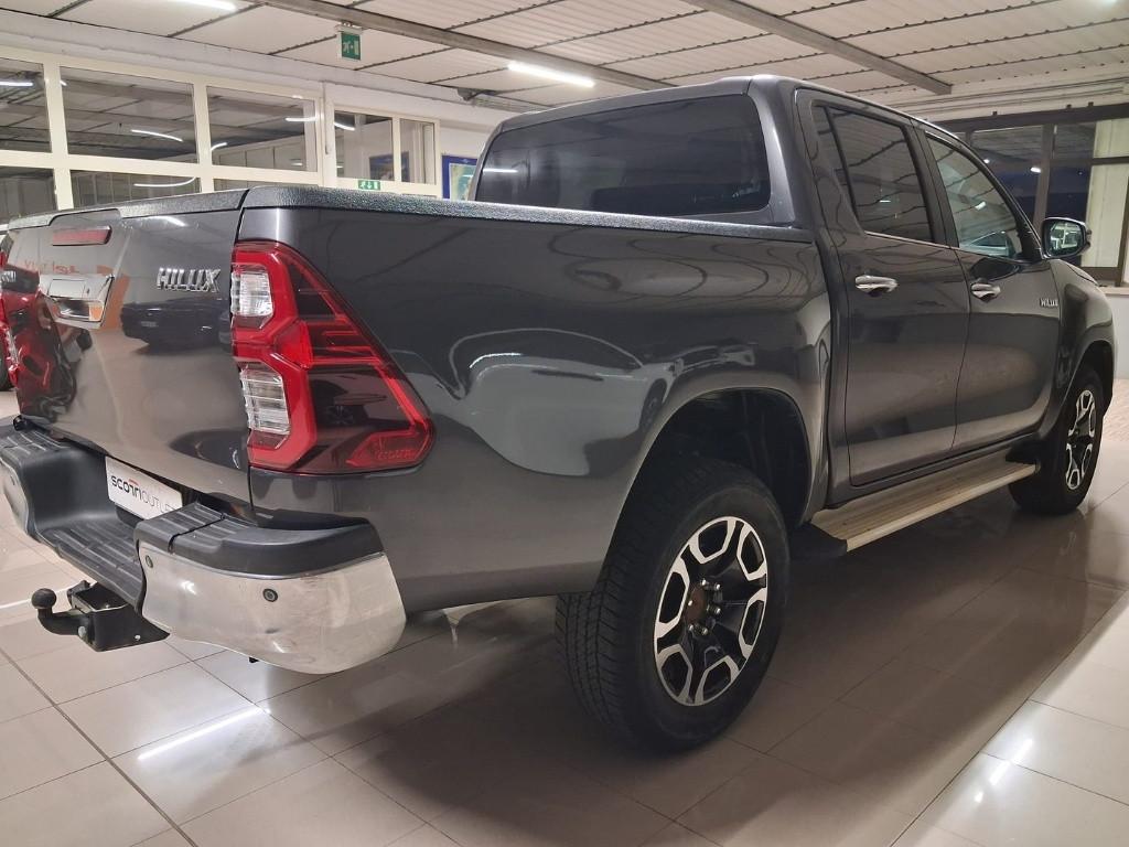 TOYOTA Hilux 2.4 d-4d C&C 4x4 Double cab Executive