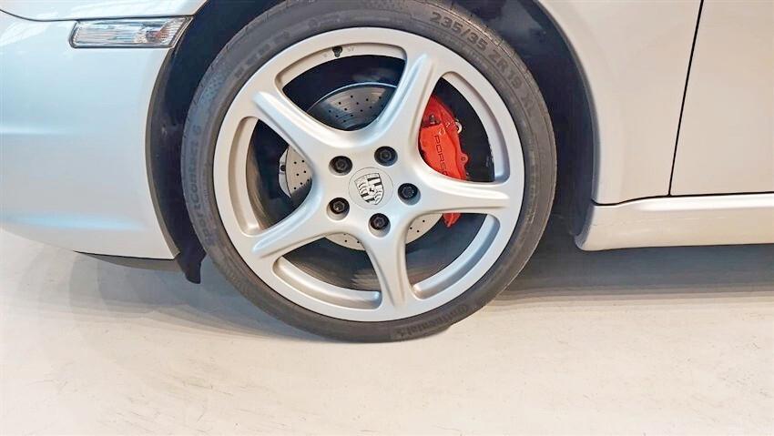 Porsche 911 Carrera cat Coupé