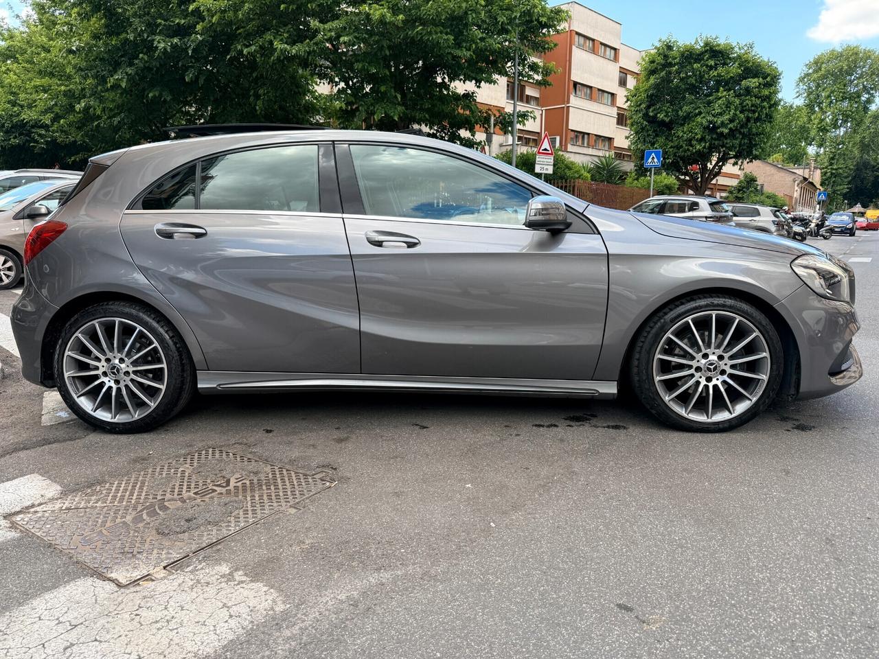 Mercedes A 180 d Auto Premium AMG Tetto Apribile