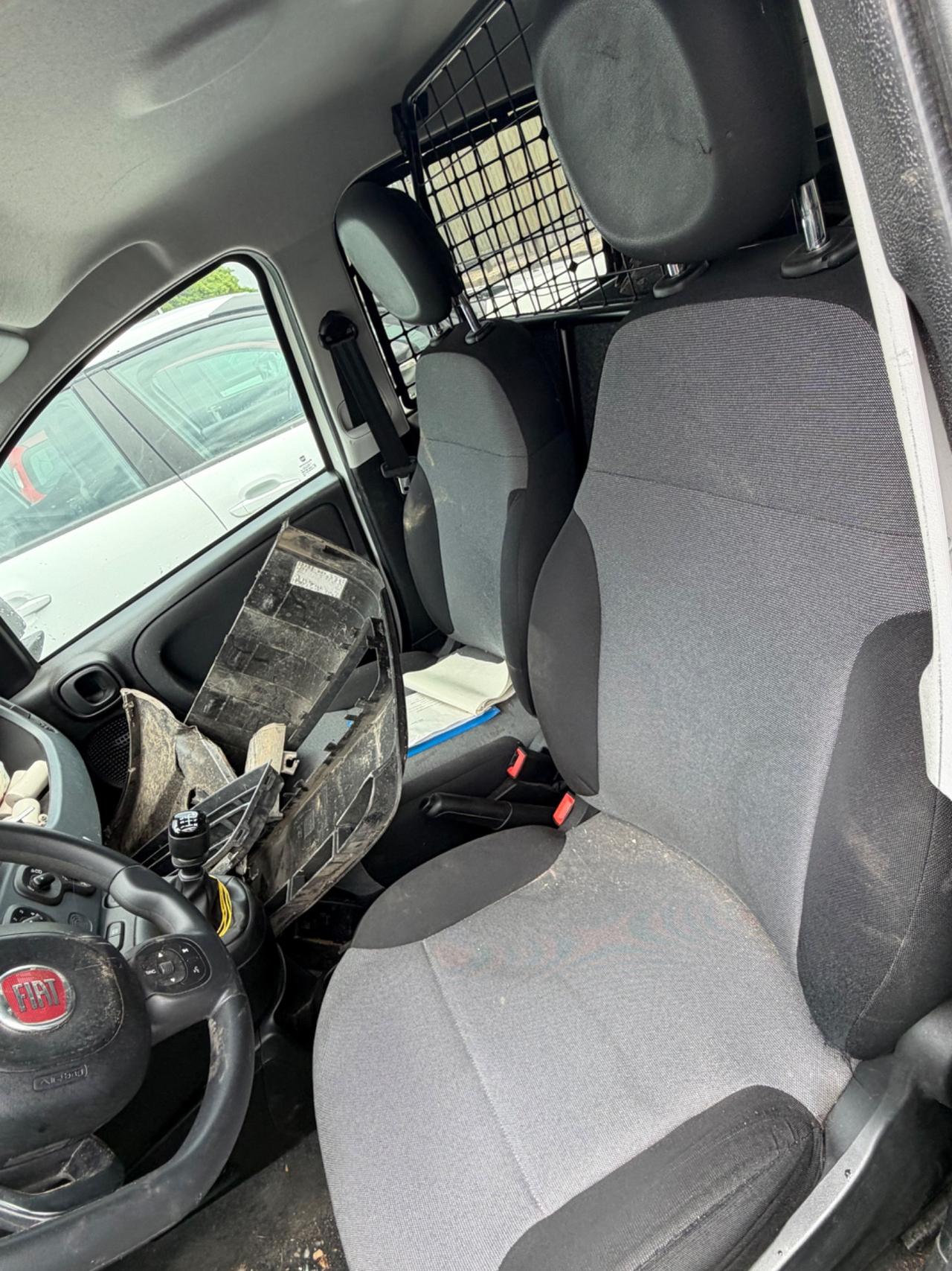 Fiat Panda 1.0 S&S Hybrid Van 2 posti