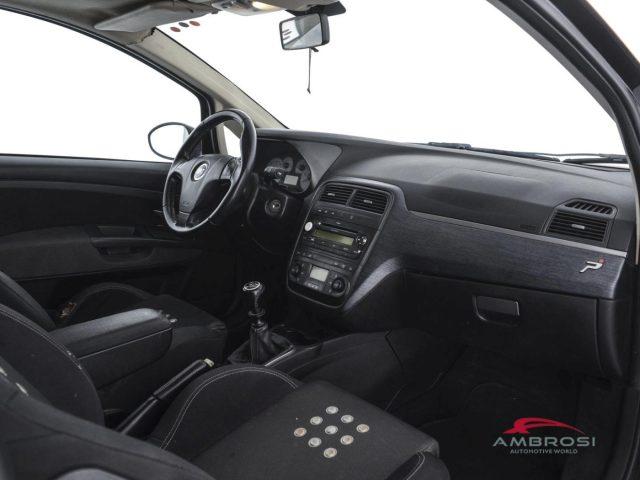 FIAT Punto 1.3 MJT 90 CV 5 porte Dynamic - PER OPERATORI DEL