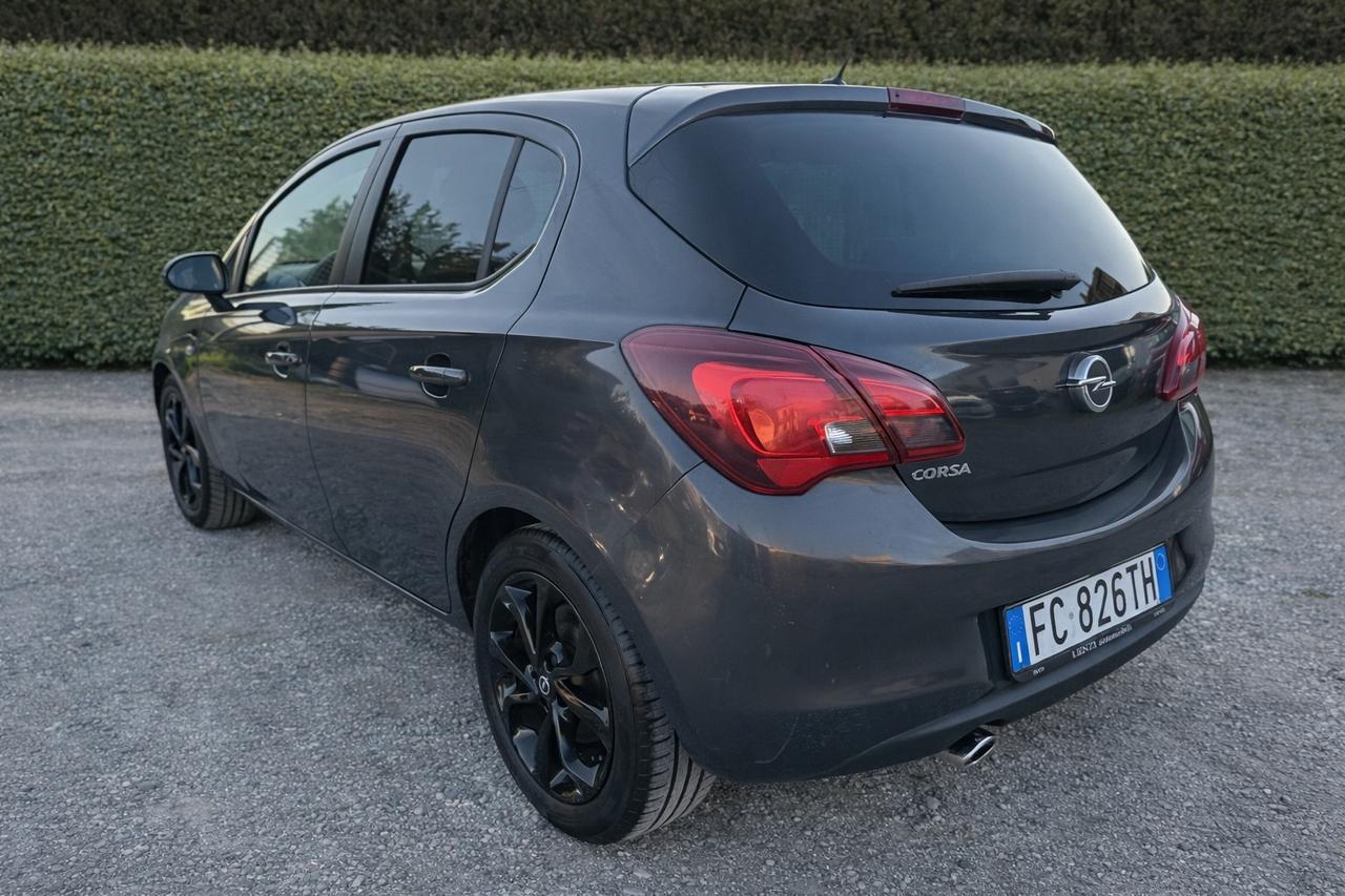Opel Corsa 1.2 5 porte Cosmo