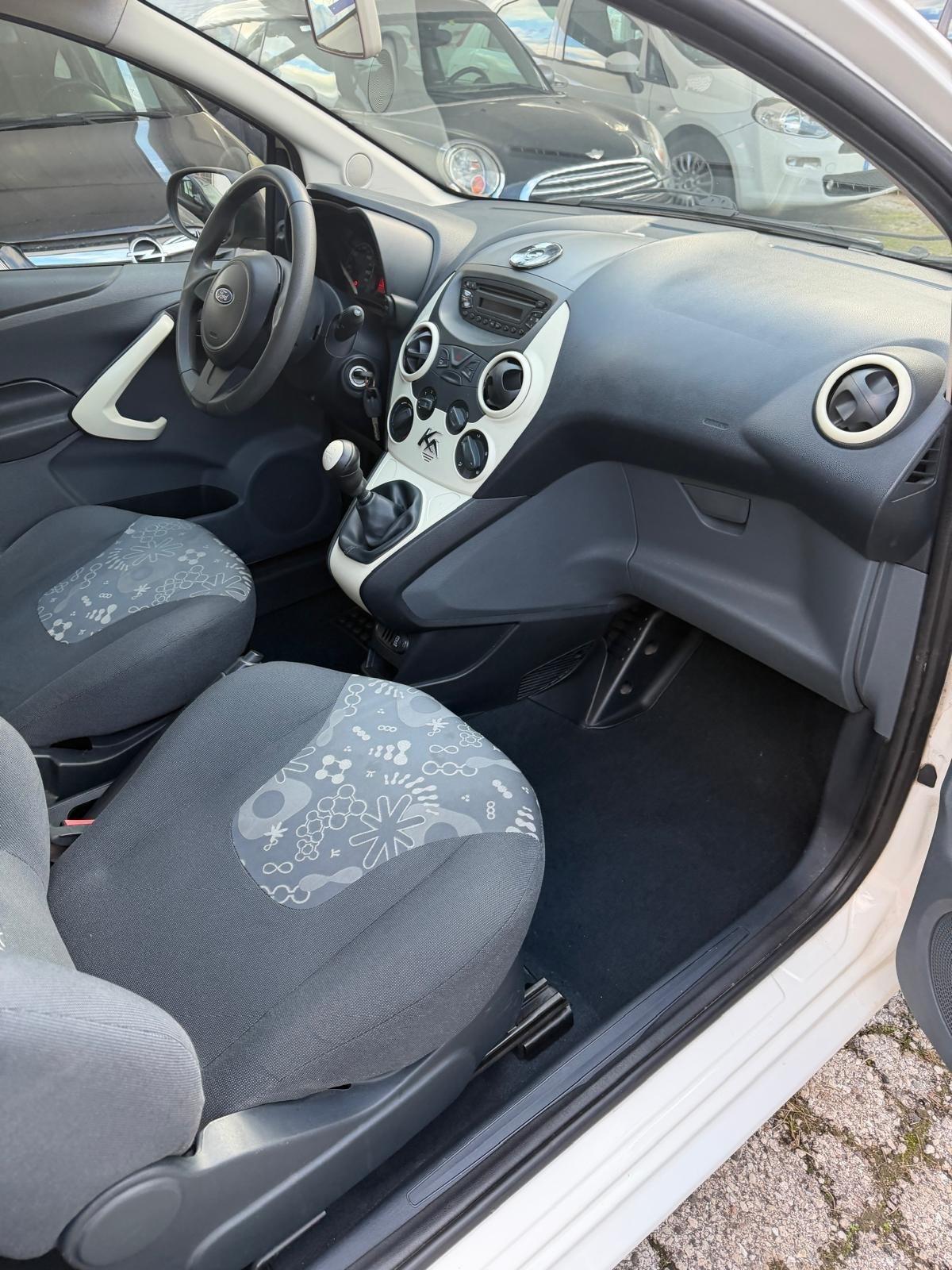Ford Ka 1.2 8V 69CV Titanium 2009 Km 157950
