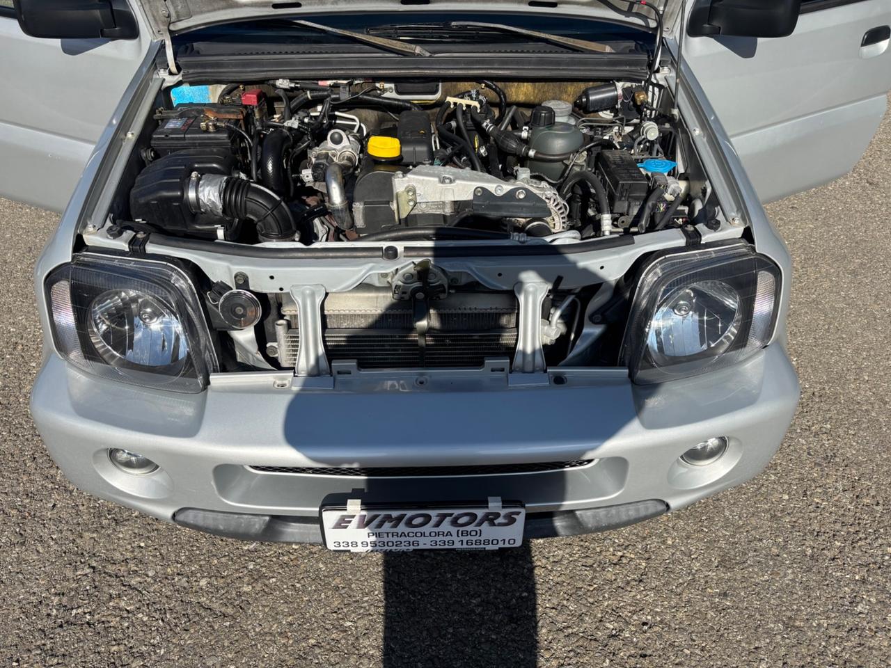 Suzuki Jimny 1.5 DDiS cat 4WD SOLO PER OPERATORI DEL SETTORE.