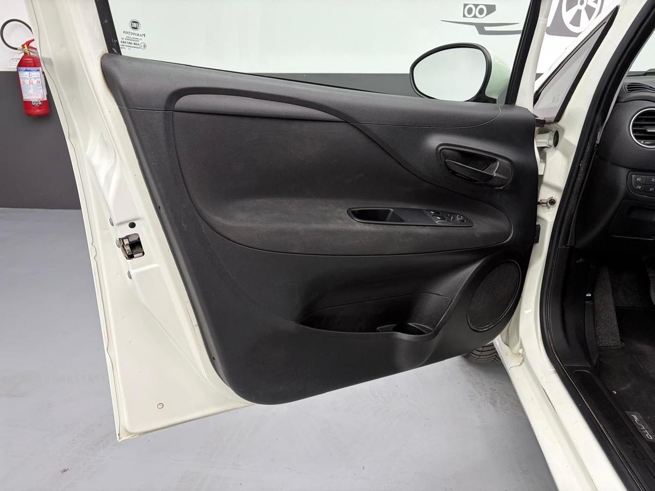 Fiat Punto 1.3 MJT II SES 95 CV 5P LOUNGE