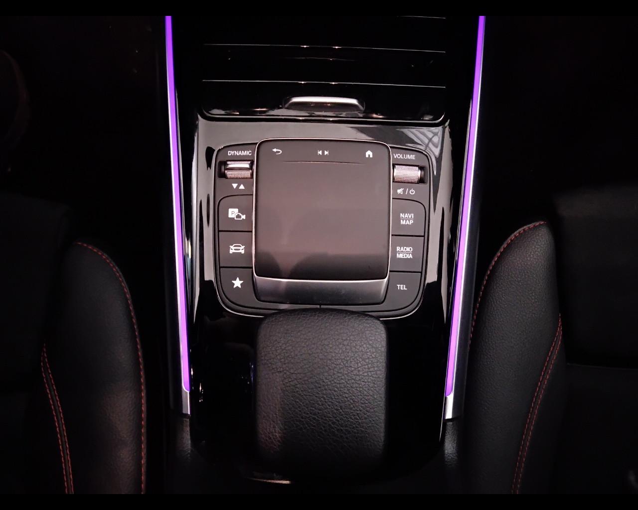 Mercedes-Benz GLA-H247 2020 - GLA 250 e phev (eq-power) Premium auto