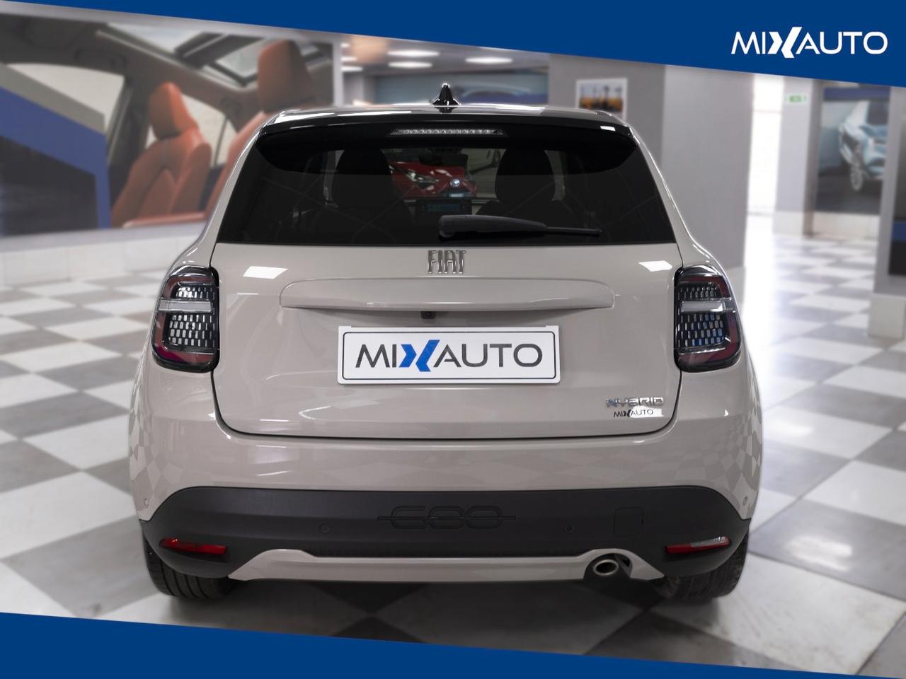 Fiat 600 1.2 Hybrid La Prima 110CV Auto