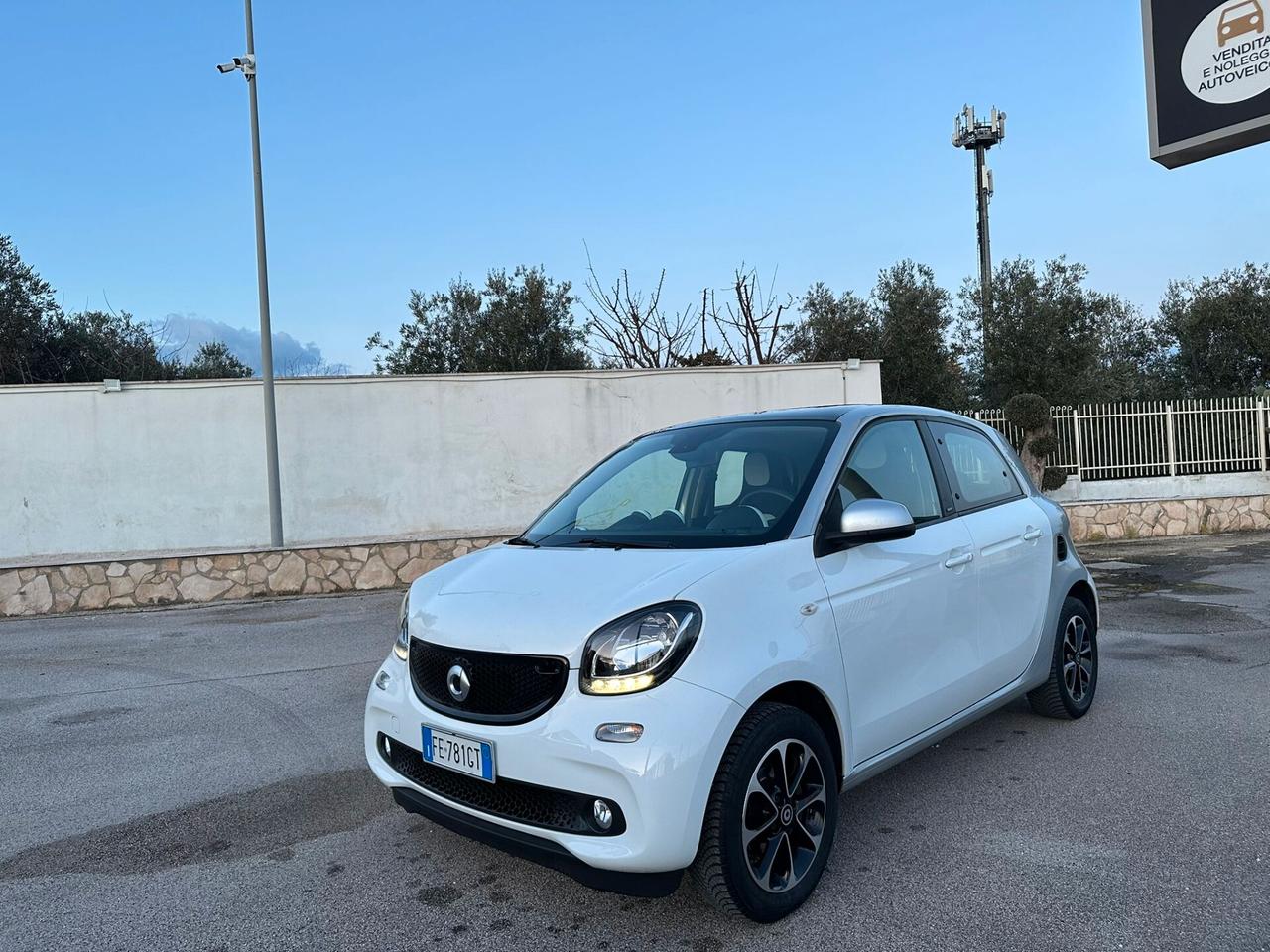 SMART FORFOUR 70 1.0 Prime