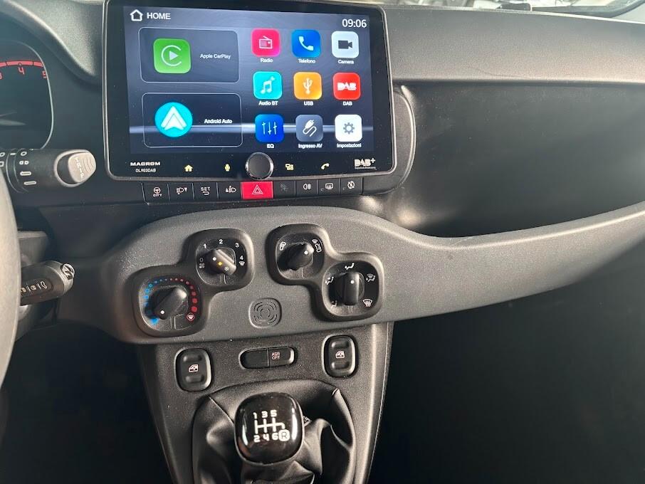 Fiat Panda 1.0 Hybrid 38.000km NEOPATENTATI + APPLE CARPLAY