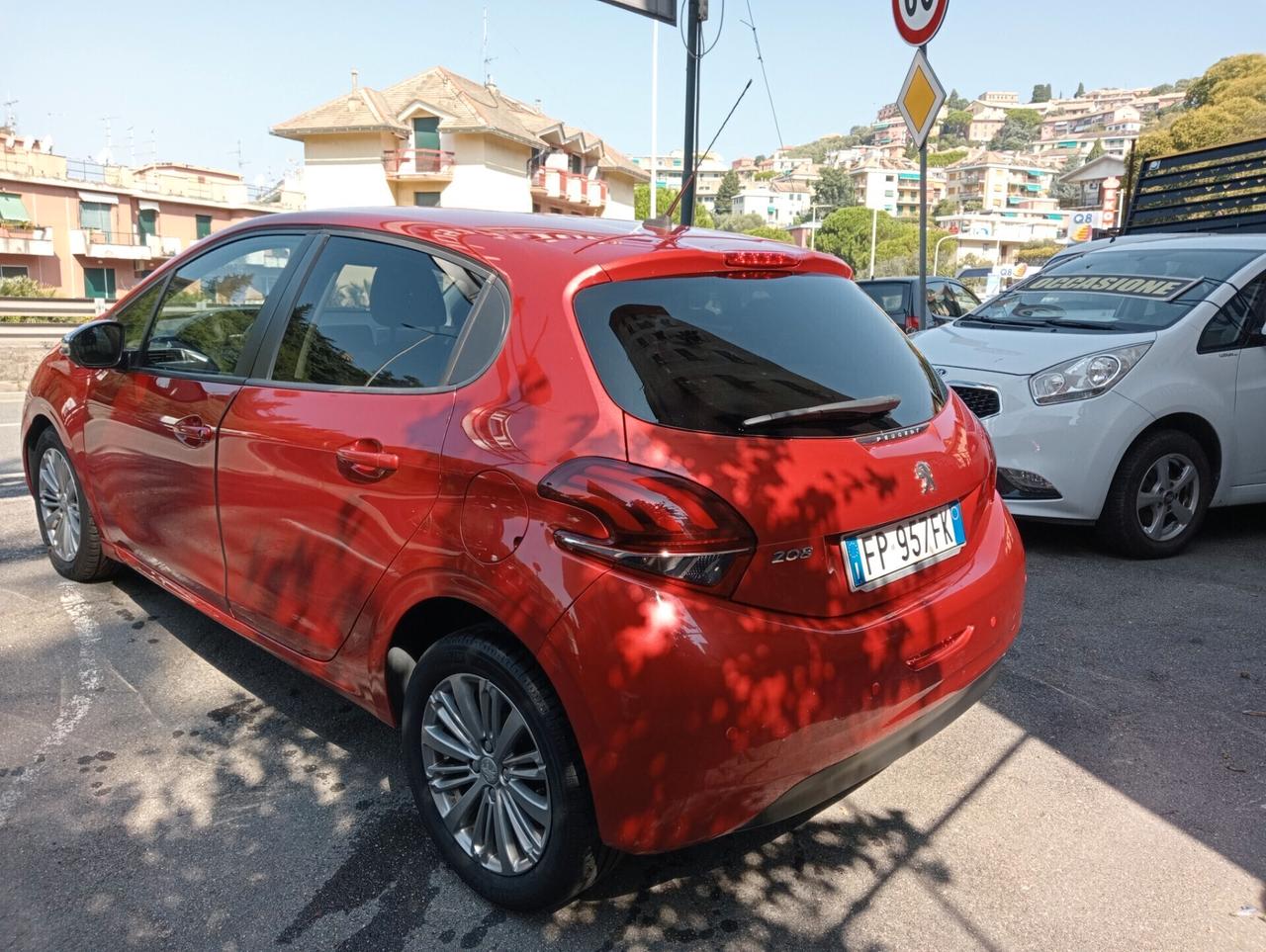 Peugeot 208 BlueHDi 75 S&S 3 porte Active OK neopatentati