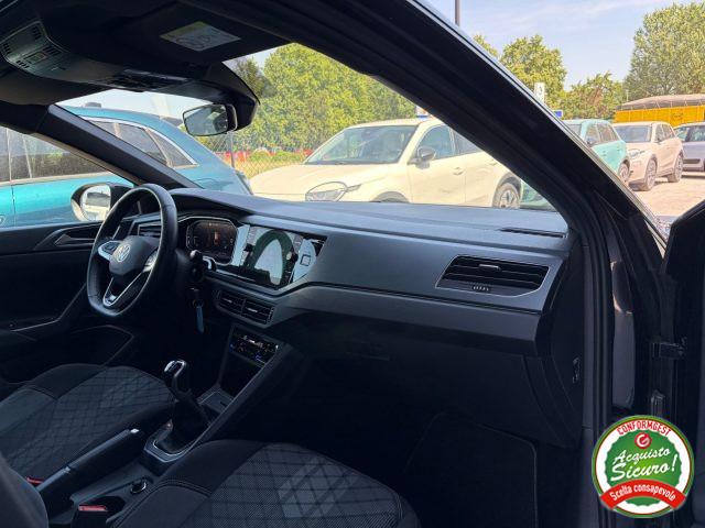 VOLKSWAGEN Taigo 1.0 TSI 115 CV R-Line ANCHE NEOPATENTATI