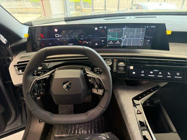 PEUGEOT 3008 Hybrid 136 e-DCS6 Allure+Panoramic Nav+Vision 360