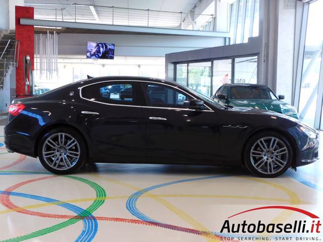 MASERATI Ghibli V6 DIESEL 275 CV NERISSIMO EDITION