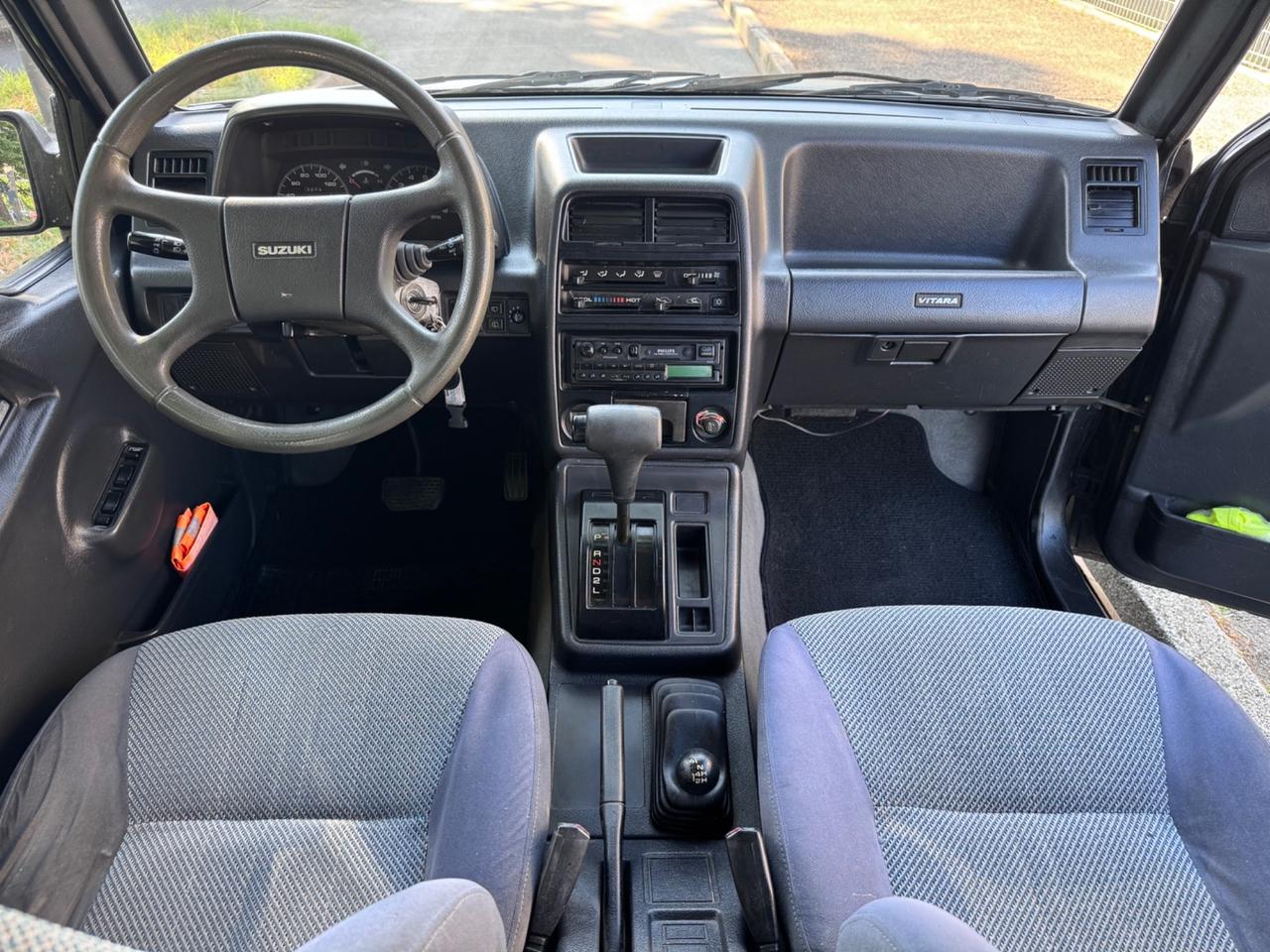 Suzuki Vitara 4X4 1.6 benzina automatica garanzia 12 m