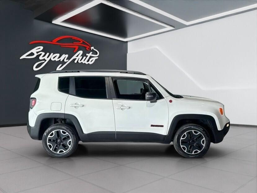 Jeep Renegade 2.0 Mjt 170CV 4WD Active Drive Trailhawk