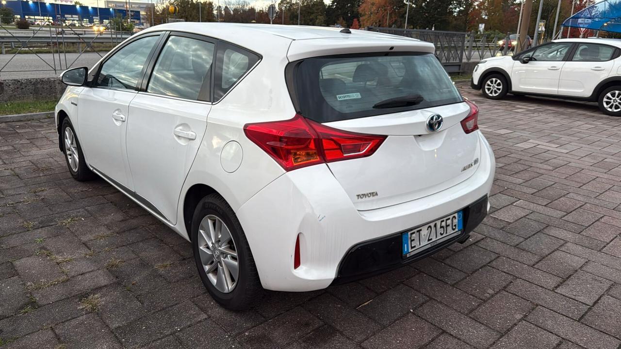 Toyota Auris 1.8 Hybrid 5 porte Lounge