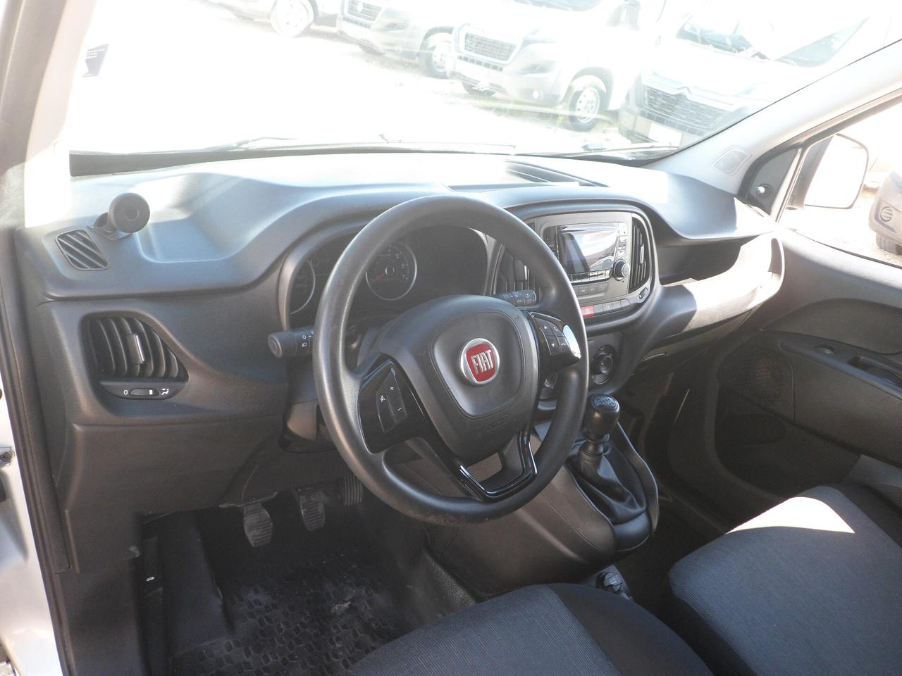 Fiat Doblo furgoni maxi xl