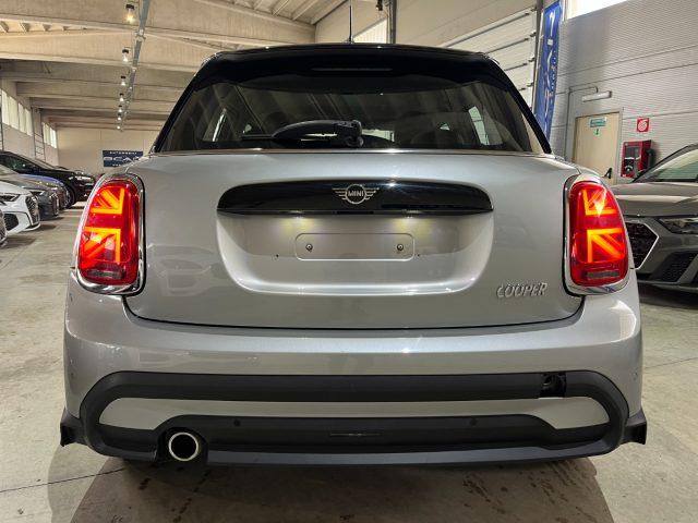 MINI Cooper 1.5 Cooper 136cv AUTOM. 5 porte /FULL LED/CAR PLAY