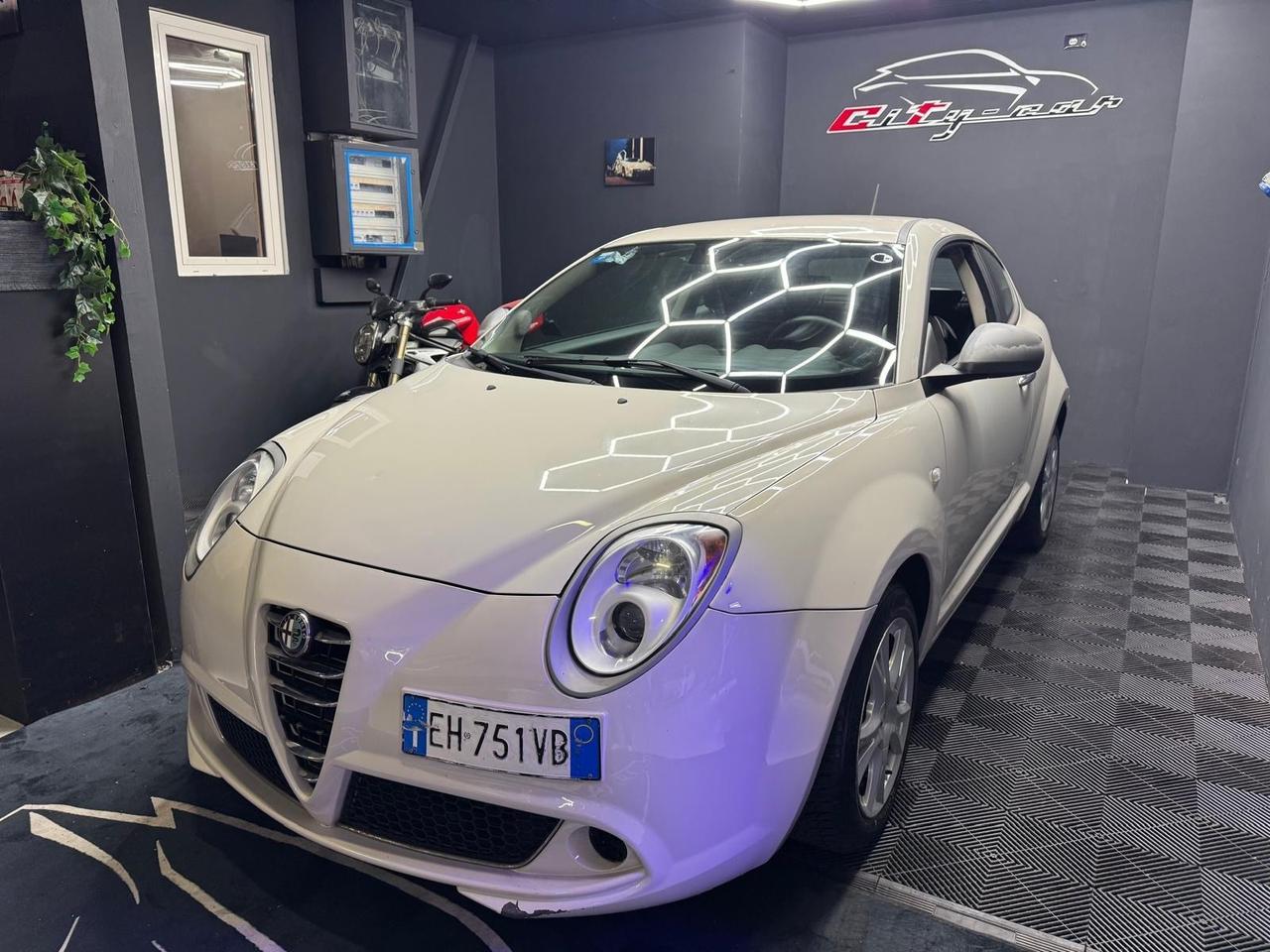 Alfa Romeo MiTo 1.4 105 CV M.air S&S Distinctive Sport Pack