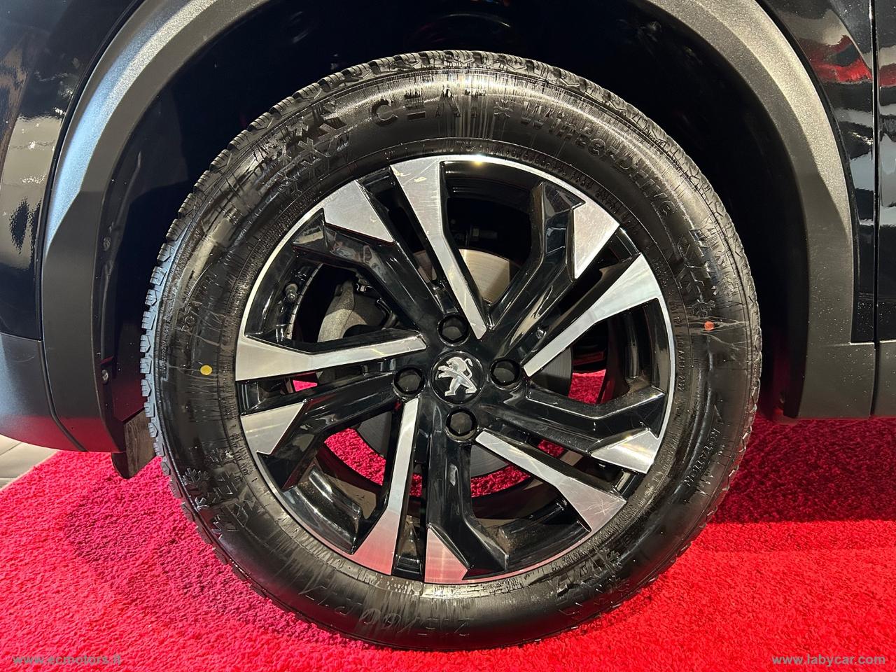 PEUGEOT 2008 BlueHDi 110 S&S Allure