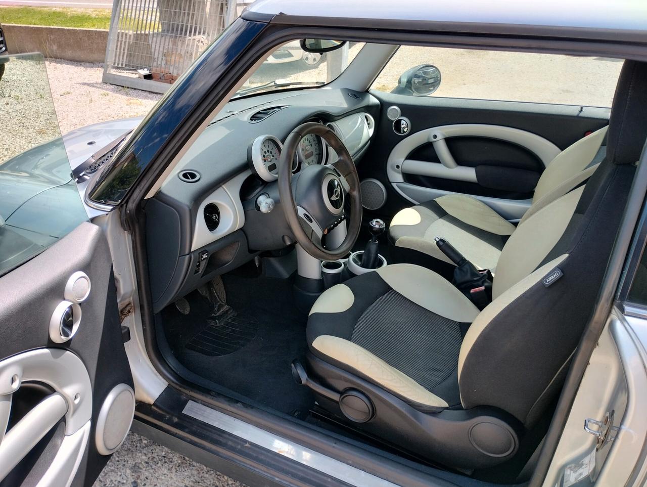 MINI 1.6 Metano 16V One de luxe 2004