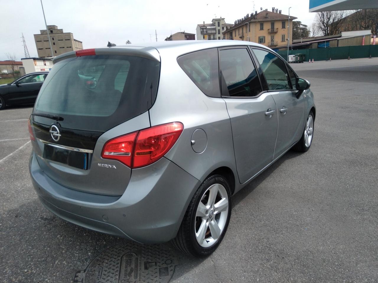 Opel Meriva 1.4 100CV Cosmo x neopatentati