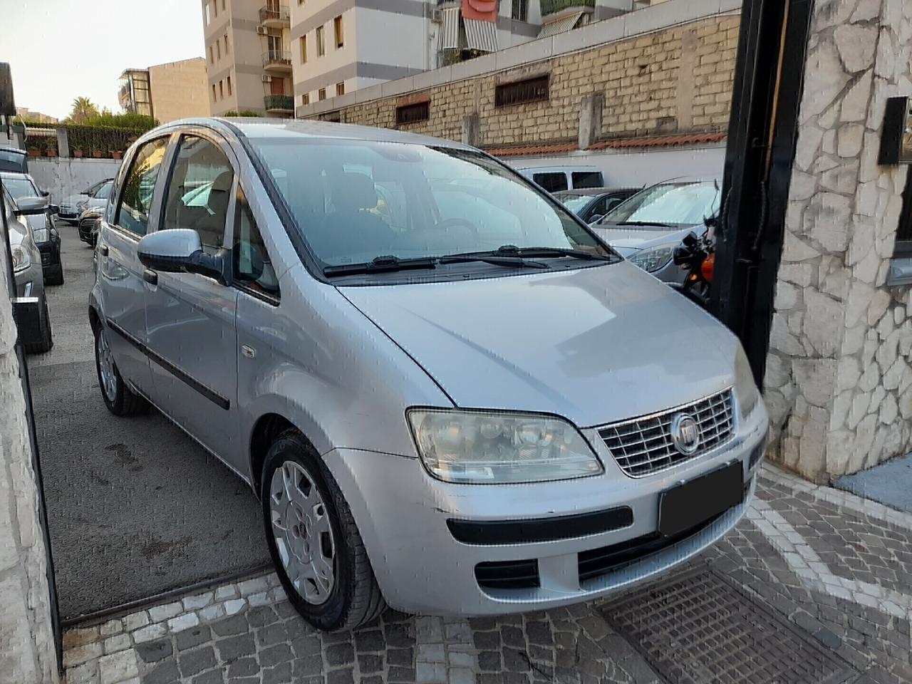 Fiat Idea 1.4 16V S&S Dynamic