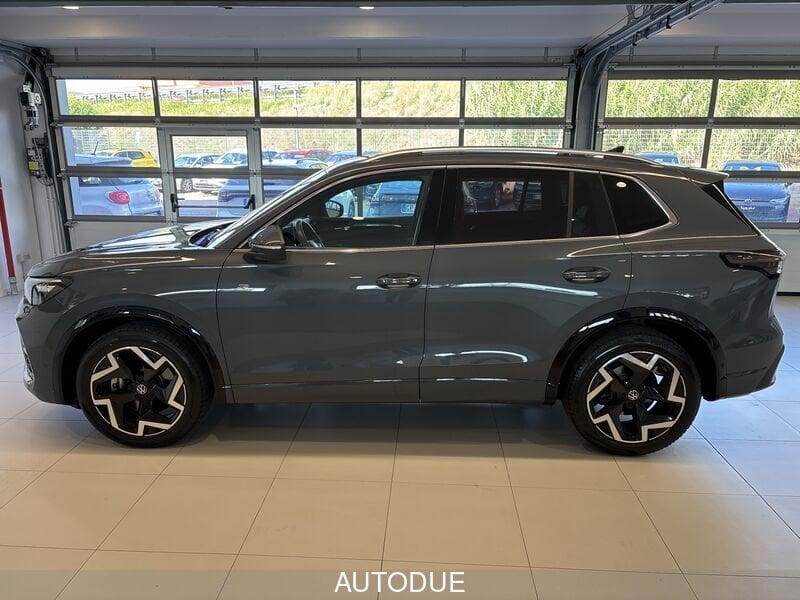 Volkswagen Tiguan III 2024 2.0 tdi R-Line 150cv dsg