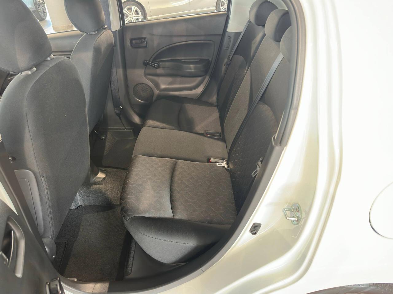 Mitsubishi Space Star 1.2 71Cv Invite