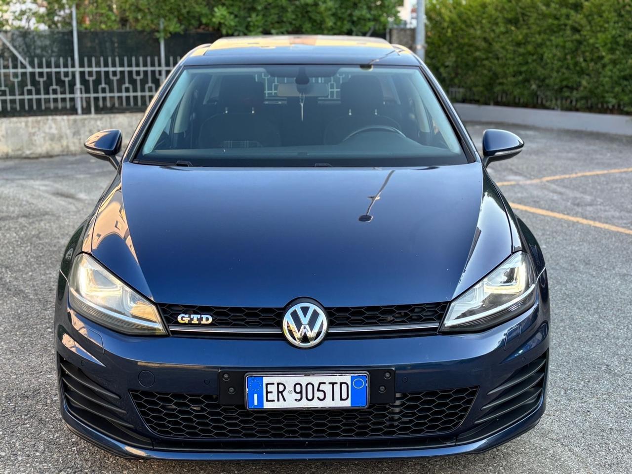 Volkswagen Golf 2.0 TDI DSG 5p. Highline BlueMotion Technology