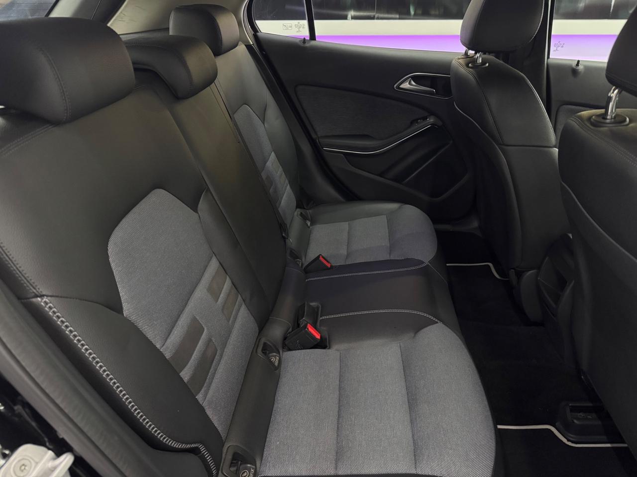 Mercedes-benz GLA 200 d Automatic Premium