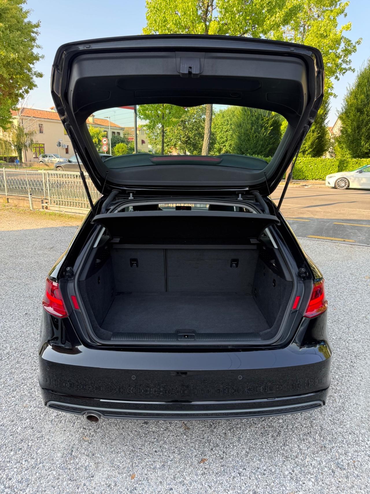 Audi A3 SPB 1.6 TDI clean diesel S tronic Ambition