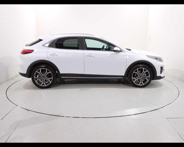 KIA XCeed 1.6 CRDi 136 CV MHEV iMT High Tech