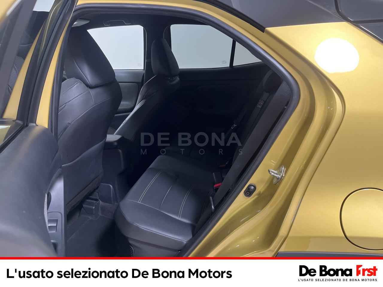 Toyota Yaris cross 1.5h premiere fwd 116cv e-cvt