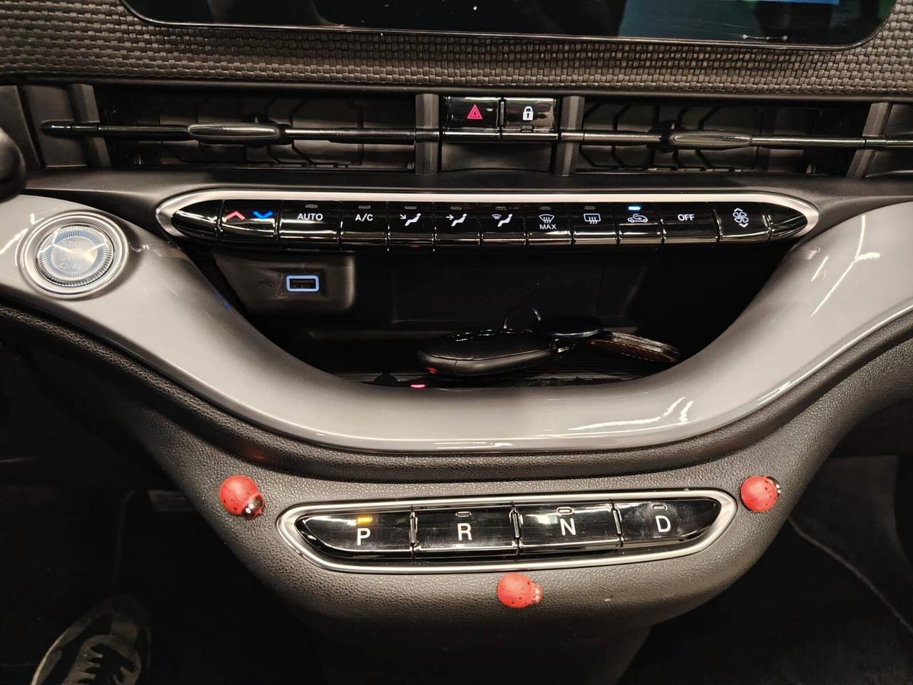 Fiat 500e Cabrio 42 kWh La Prima